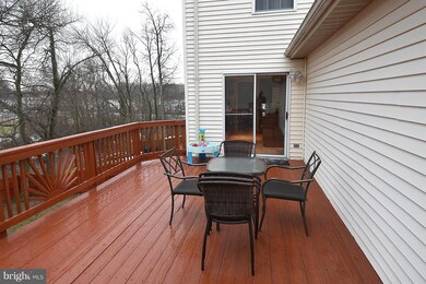 1009 Consideration Ln, Hyattsville, MD 20785 - photo 5