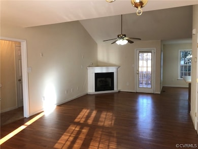 15330 Featherchase Dr, Chesterfield, VA 23832 - photo 2