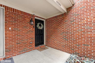 43282 Pendleton Cir unit 58, Sterling Heights, MI 48313 - photo 3