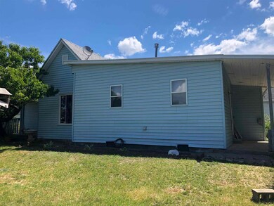 817 W 1st St, Muncie, IN 47305 - photo 2