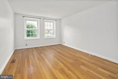 3049 S Buchanan St unit A1, Arlington, VA 22206 - photo 6