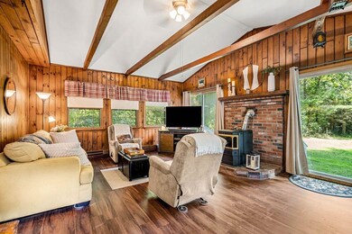 37 Baboosic Lake Rd, Amherst, NH 03031 - photo 5