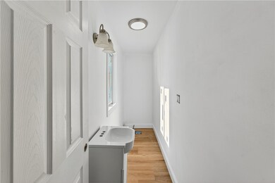 72 Stowe Ave, Riverside, RI 02915 - photo 7