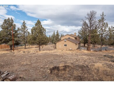 21037 Gift Rd, Bend, OR 97701 - photo 7