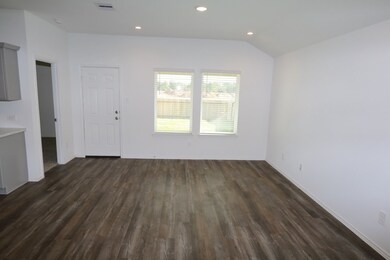 24757 Mountain Tree Dr, Magnolia, TX 77355 - photo 6