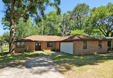 3829 Cedar Forest Dr E, Jacksonville, FL 32210 - photo 2