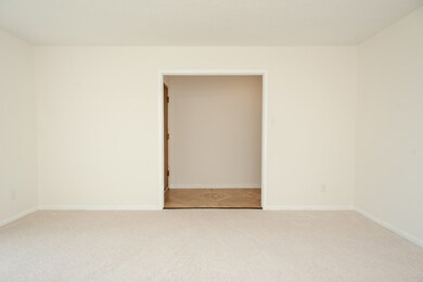 9951 Kirkdale Dr, Houston, TX 77089 - photo 5