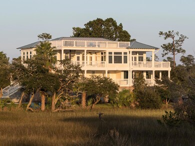 2400 Sandy Point-9280104