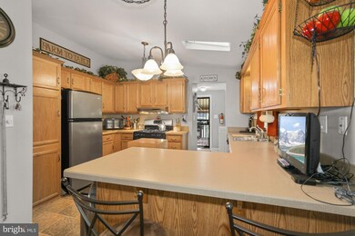 61 Shenandoah Dr, Sicklerville, NJ 08081 - photo 7