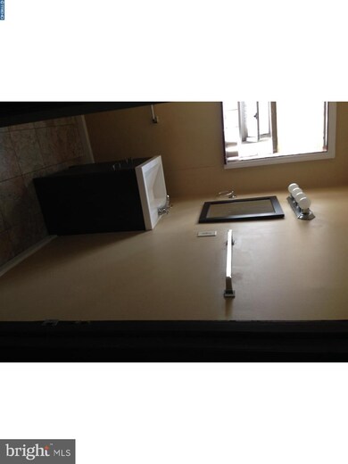 1229 Jackson St, Camden, NJ 08104 - photo 5