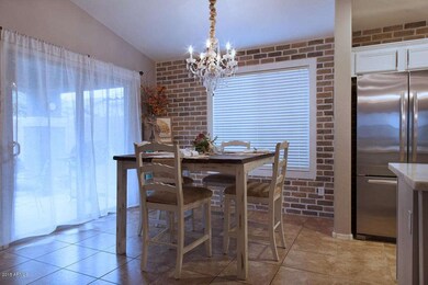Charming Dining Area!