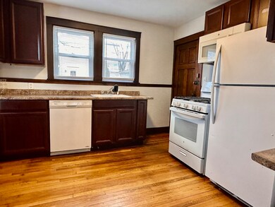 63 Whiton Ave unit 1, Quincy, MA 02169 - photo 5