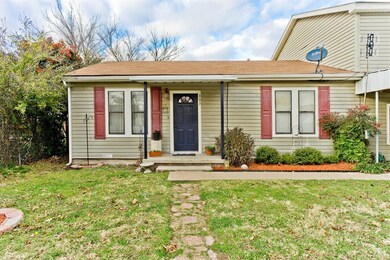 303 E Ford St, Decatur, TX 76234 - photo 4