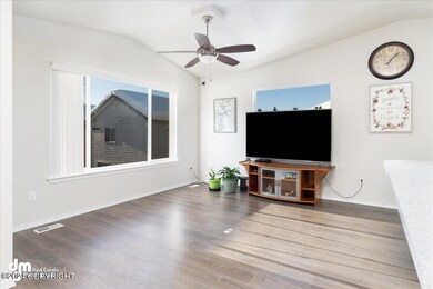 05-Living Room_ELI01596-Edit