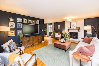 135 Serran Dr, Columbus, OH 43230 - photo 7