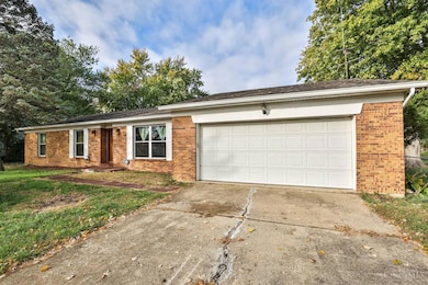 8309 Cox Rd, West Chester, OH 45069 - photo 2