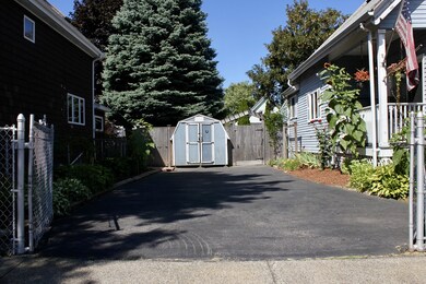 84 Flint St, Lynn, MA 01905 - photo 4