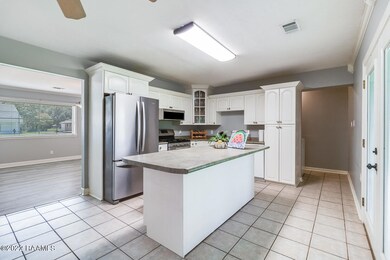 202 Carol Dr-4