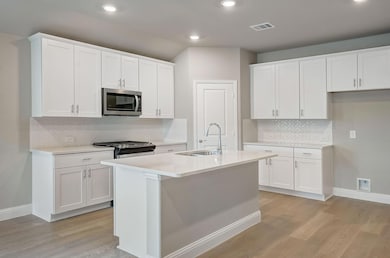 6425 Hidden Flower Way, Fort Worth, TX 76123 - photo 4