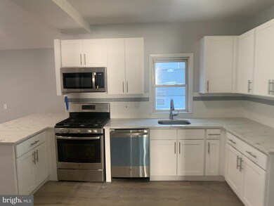 28 County Ave, Maple Shade, NJ 08052 - photo 5