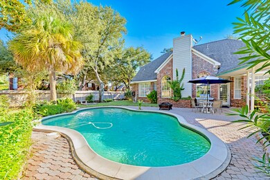 Lovely backyard with in ground pool