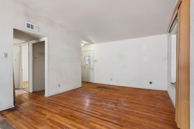 2588 Wood Valley Dr, Dallas, TX 75211 - photo 3