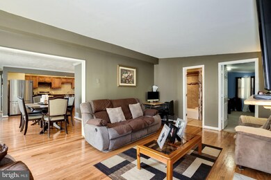 12209 Valleywood Dr, Silver Spring, MD 20902 - photo 4