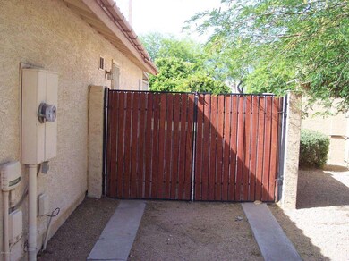 RVGate_FrontView