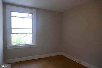 3102 Lawnview Ave, Baltimore, MD 21213 - photo 7