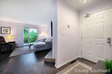 3159WindcrestDrNE-26
