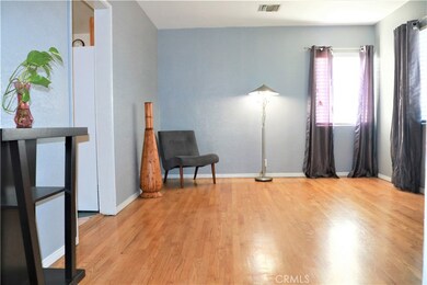 1274 E 126th St, Los Angeles, CA 90059 - photo 3