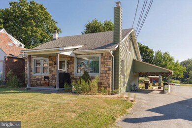 213 N Main St, Alburtis, PA 18011 - photo 3