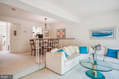 3824 Swan House Ct, Burtonsville, MD 20866 - photo 2