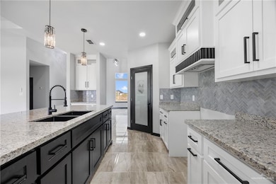 12 James St, Rio Grande City, TX 78582 - photo 7