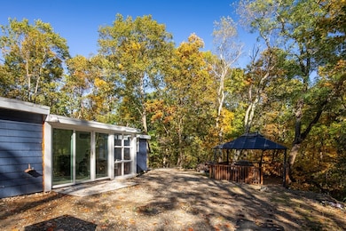 39 Graves Rd, Lynn, MA 01904 - photo 4