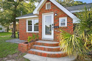 1410 W Gregory St, Pensacola, FL 32502 - photo 2