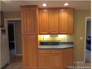 7804 Mary Sue Dr, Louisville, KY 40291 - photo 6