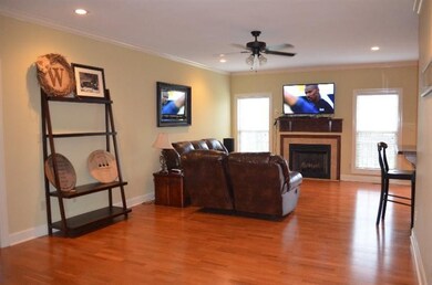 1086 Running Brook Dr, Lawrenceburg, KY 40342 - photo 5