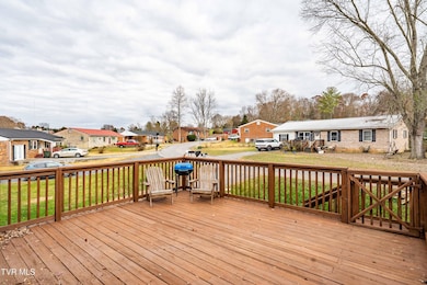 121 Valley Cir, Gray, TN 37615 - photo 6