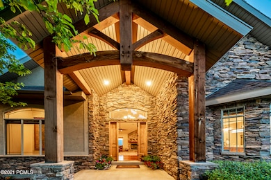 5_Exterior_high_3703999