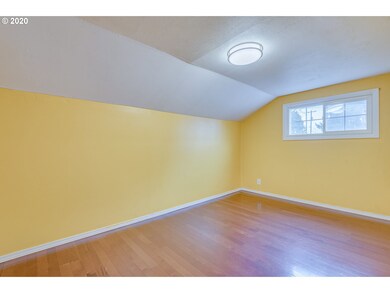 106 E Francis St, Molalla, OR 97038 - photo 7