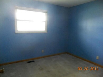 1082 Bellflower Ave, Columbus, OH 43204 - photo 7