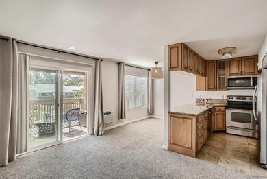 8628 Via Mallorca unit C, La Jolla, CA 92037 - photo 4