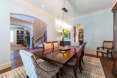 Formal Dining of Entry