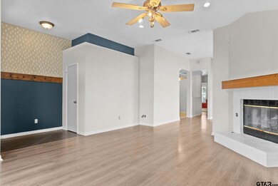 105 Oak St, Bullard, TX 75757 - photo 4