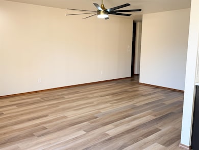 2513 Mt Vernon Rd, Enid, OK 73703 - photo 5