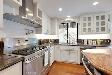 5225 Elvira Rd, Woodland Hills, CA 91364 - photo 7