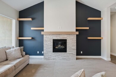 5.Living Room