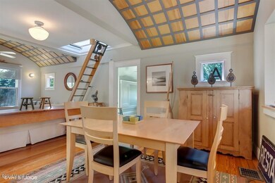 05_15SBarker_2_DiningRoom_LowRes