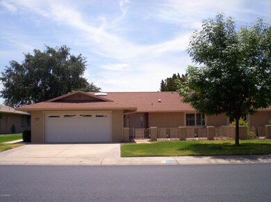 18415 N Conestoga Dr, Sun City, AZ 85373 - photo 2